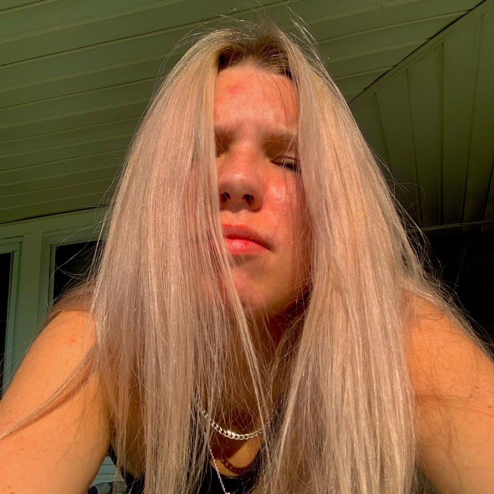 Meet your Posher, Liv